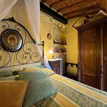 Casa Giulia, Il Gioiello Del Borgo Appartement Certaldo Buitenkant foto