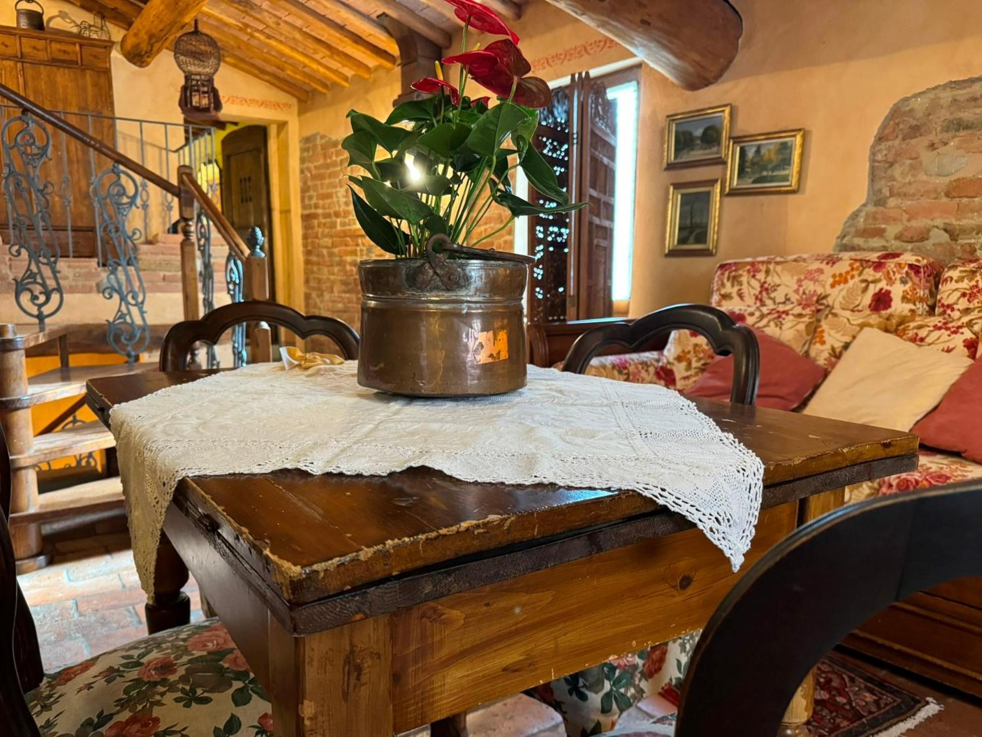 Casa Giulia, Il Gioiello Del Borgo Appartement Certaldo Buitenkant foto